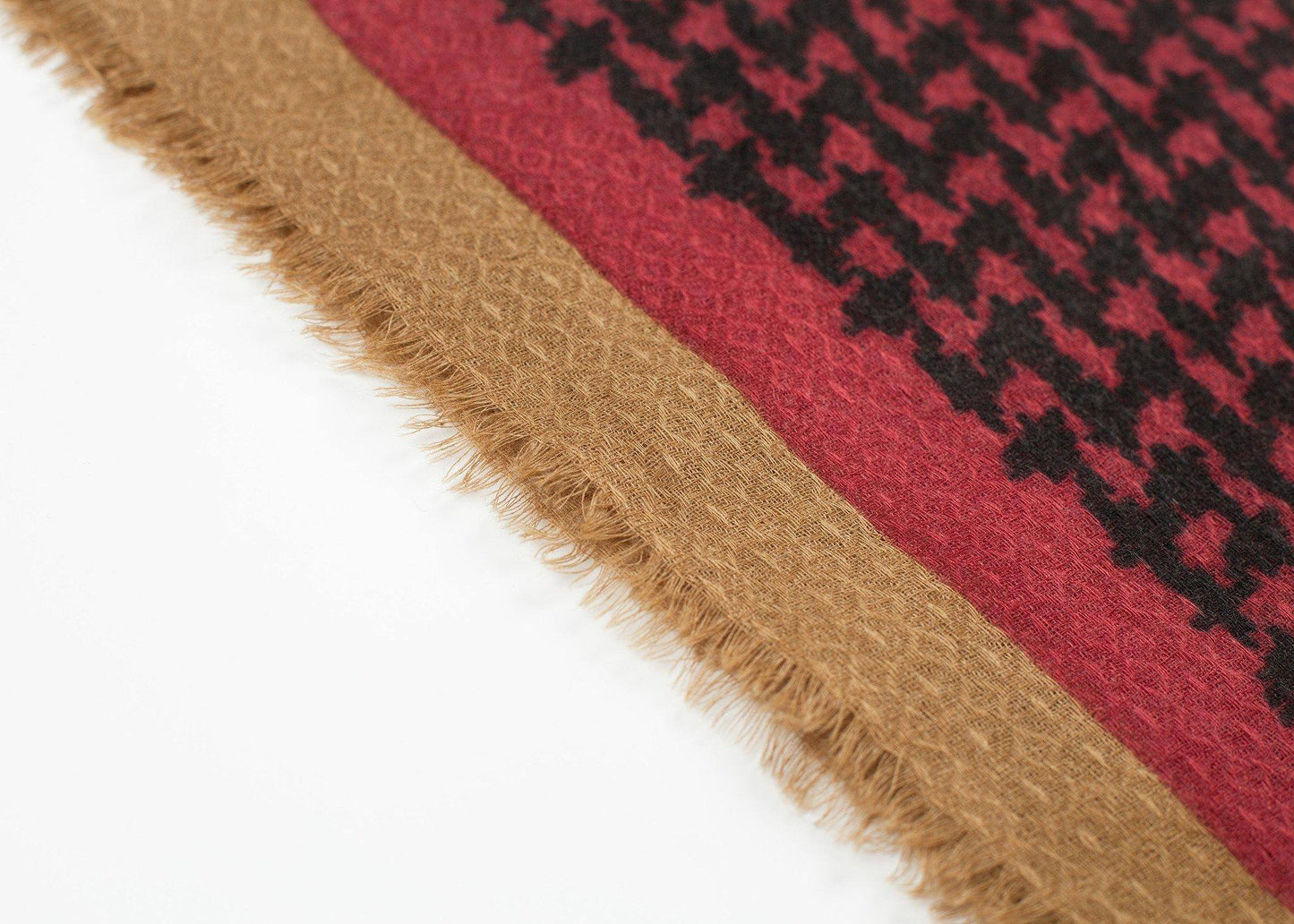 Houndstooth Square in Rouge - Thang5501