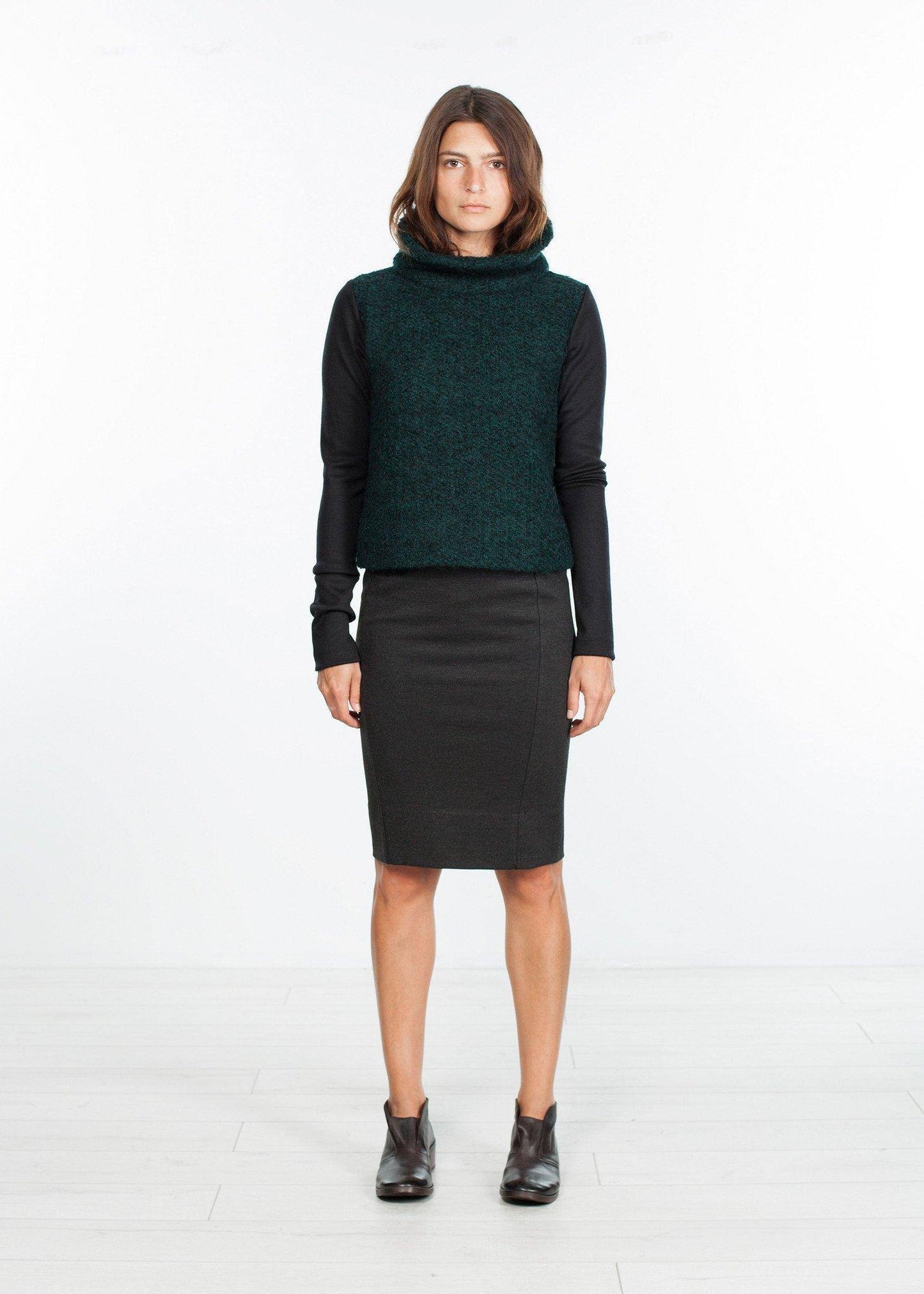 Boucle Turtle Neck in Green/Black - Thang5501