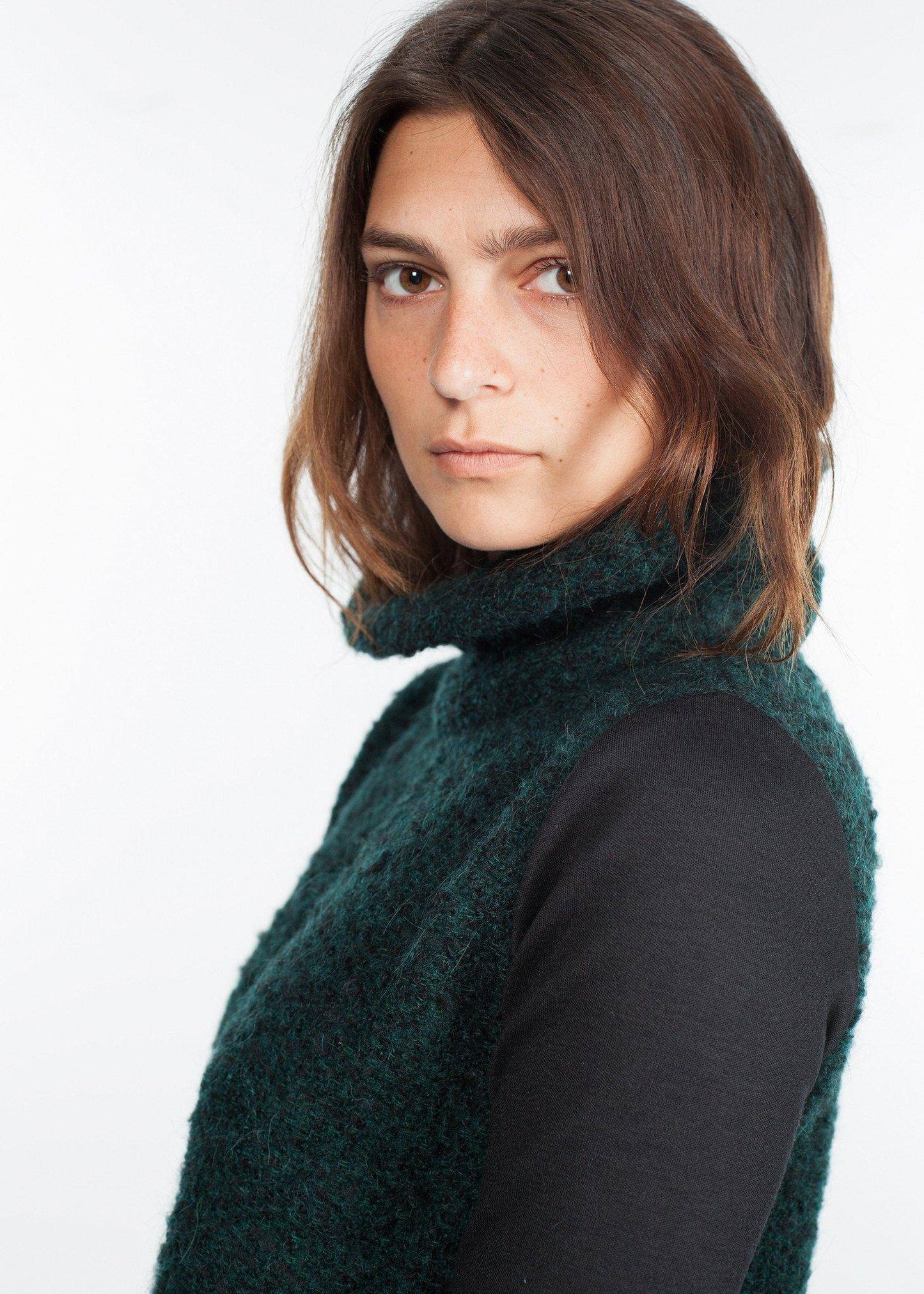 Boucle Turtle Neck in Green/Black - Thang5501