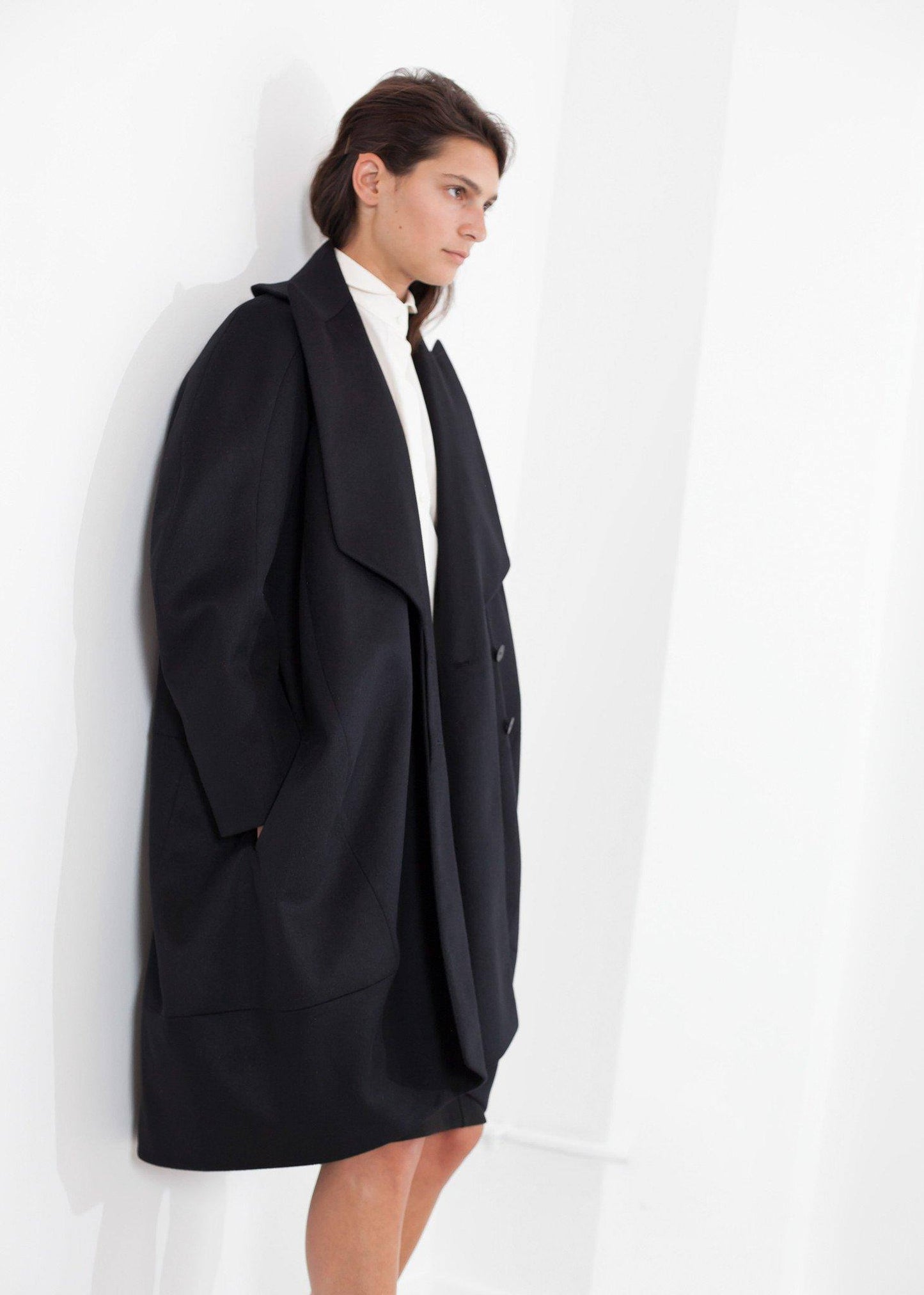 Shahmeena Cocoon Coat in Black - Thang5501