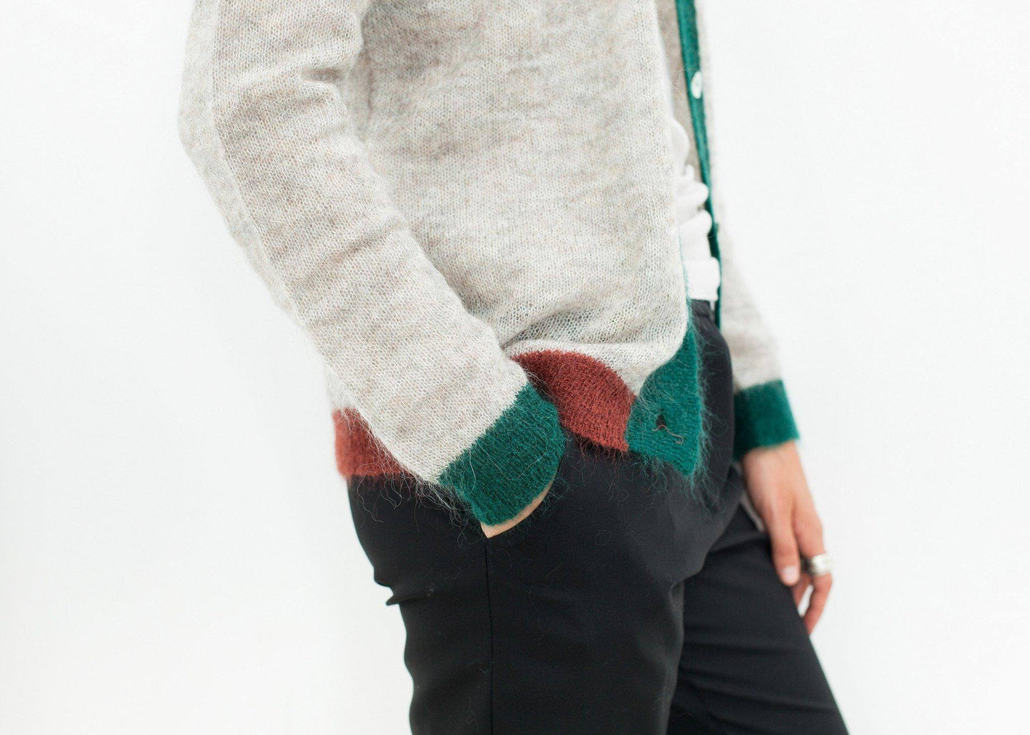 Deskle Cardigan in Heather - Thang5501