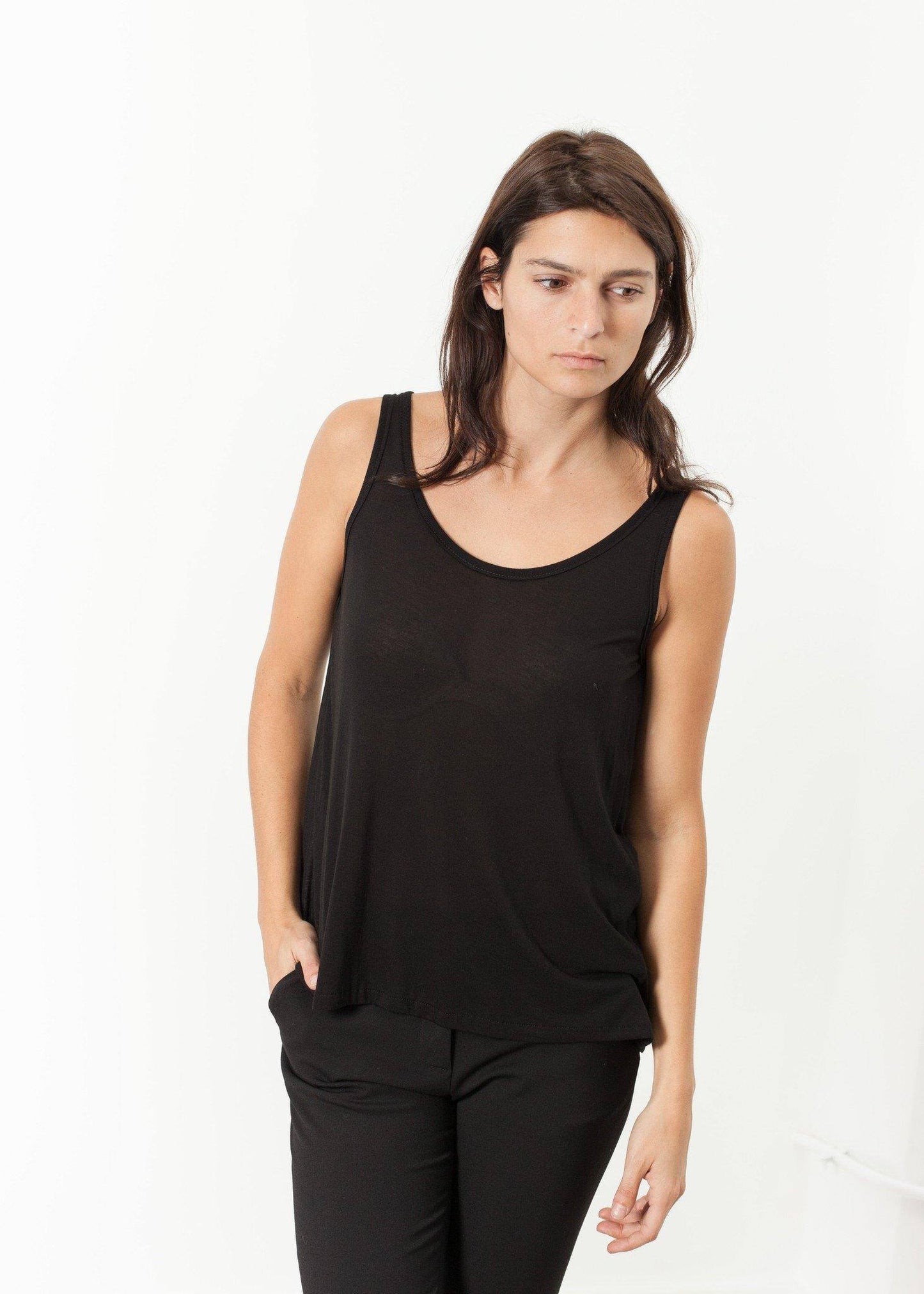 Brandy Tank in Black - Thang5501