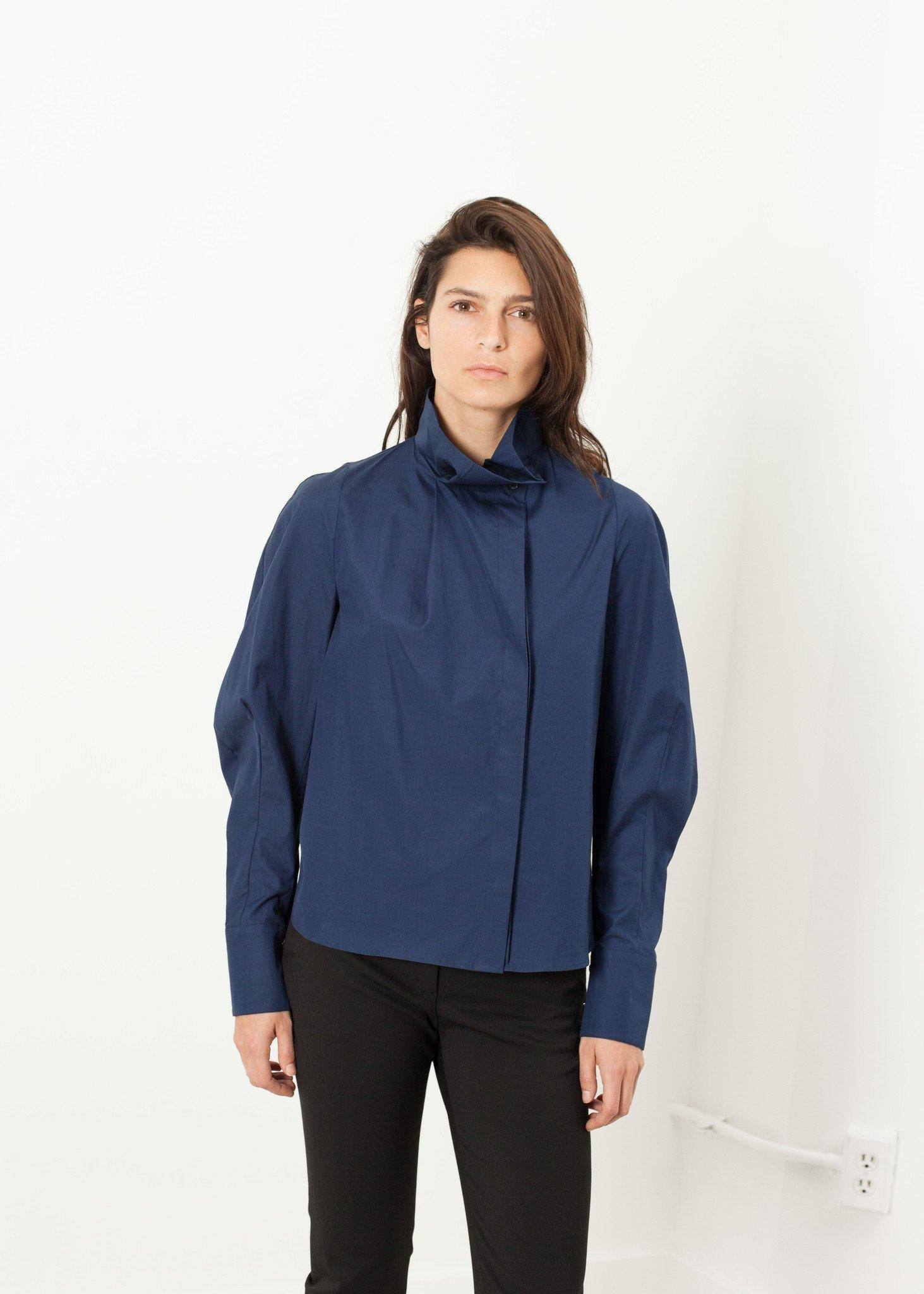 Full Collar Poplin Blouse in Navy - Thang5501