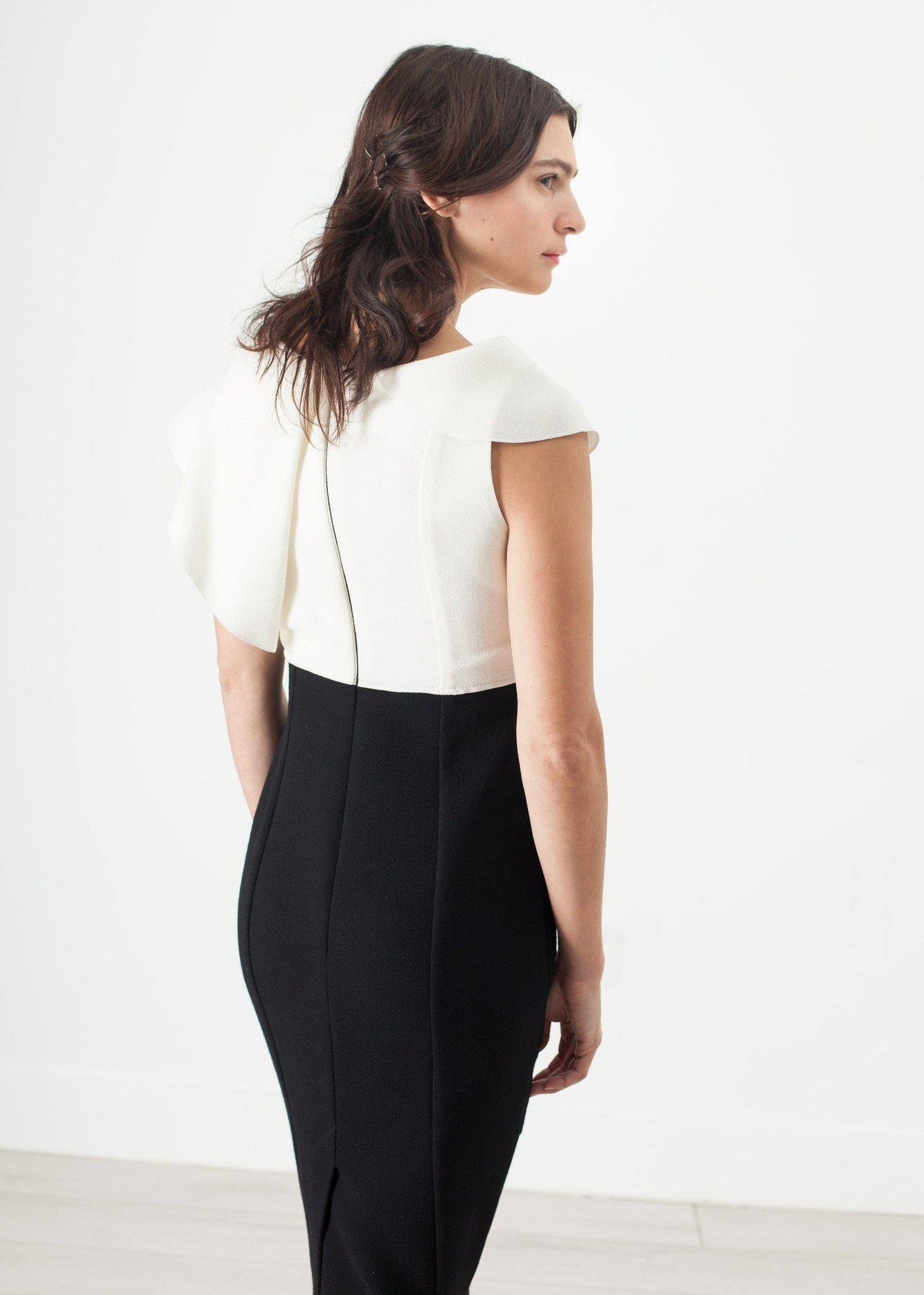 Asymmetric Dress in Cream/Black - Thang5501