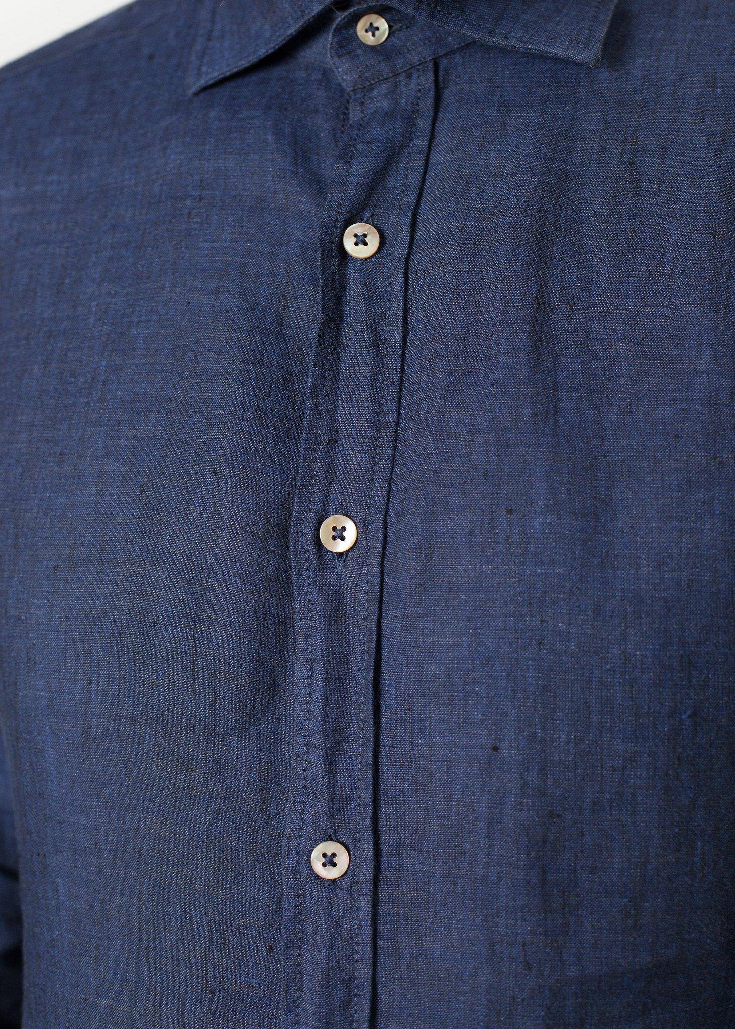 Button Up Shirt in Navy - Thang5501