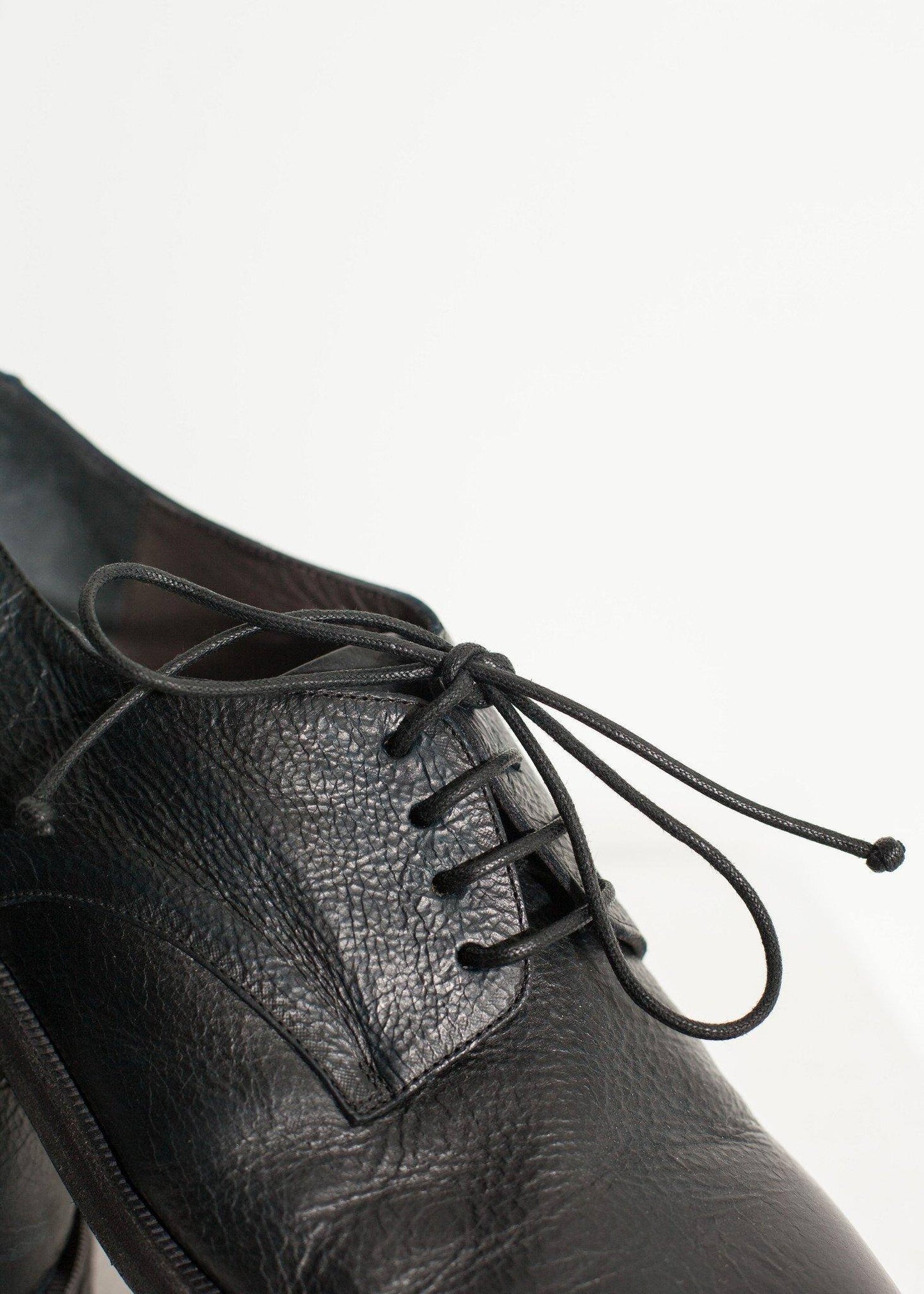 Stiro Oxford in Black - Thang5501